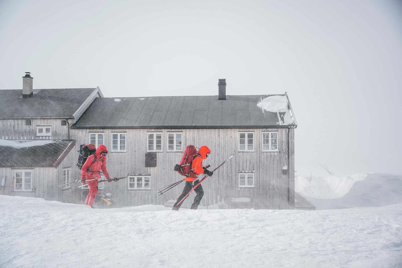 Vidar Thorsvik er vinterturleder i DNT Oslo og Omegn, og har lang erfaring med vinterfjellet. Her deler han av sin kunnskap og kommer med nyttige tips.